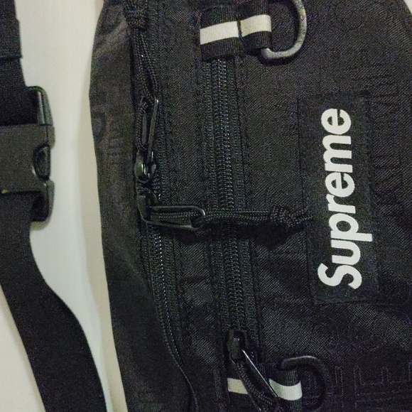 Supreme Waist Pack SS19 limited edition - Picture 4 of 13